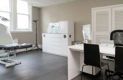 M1 Med Beauty London Finsbury - treatment room 1